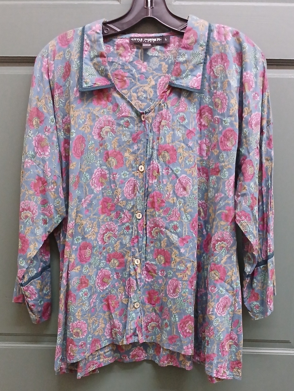 Little Journeys Chicago Floral Button-Down Shirt - Pink Floral on Blue Large